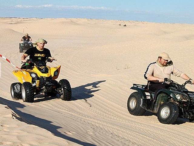 ホテル サハラ ドゥーズ エクステリア 写真